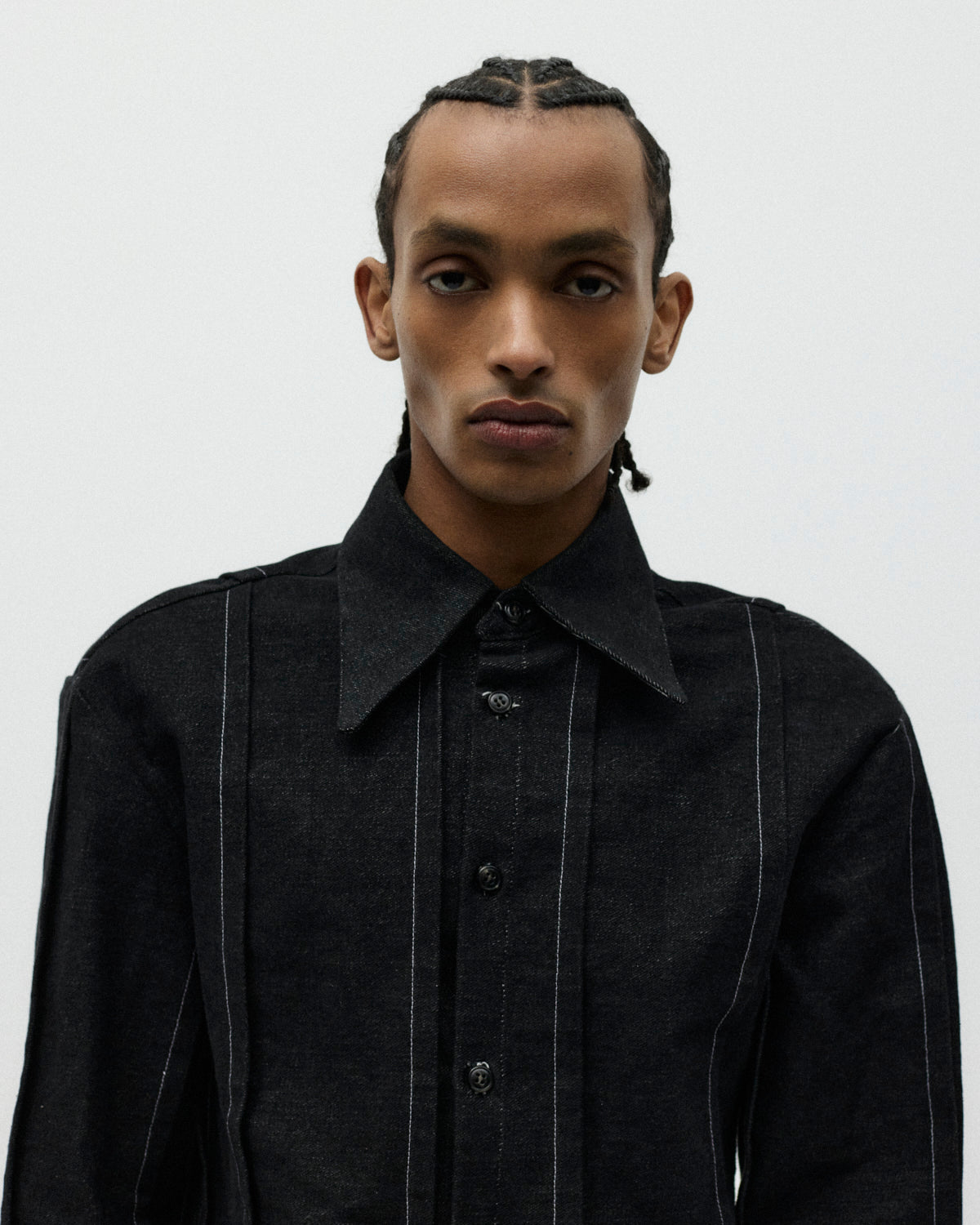 BLACK STAPLE SHIRT